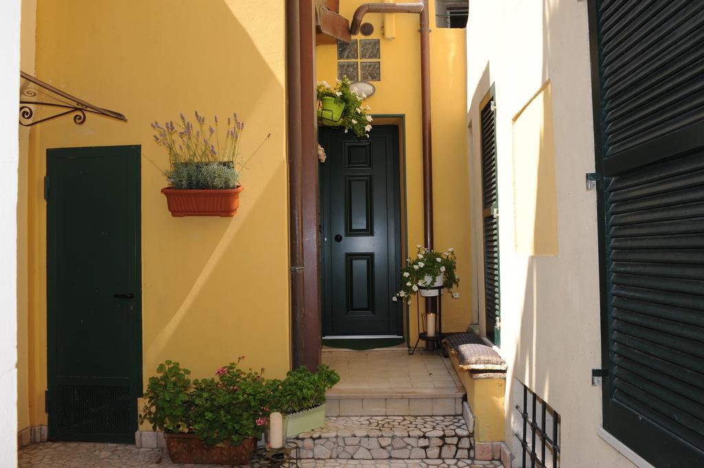 بيزارو B&B Aurora Domus D'A-Mare المظهر الخارجي الصورة